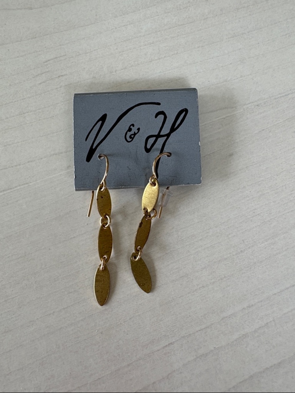 V&H Gold Linked Teardrop Dangle Earrings - Gold